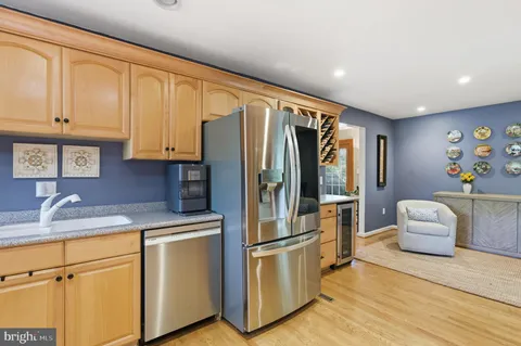 $1,050,000 | 2507 Toron Court, Alexandria, VA 22306
