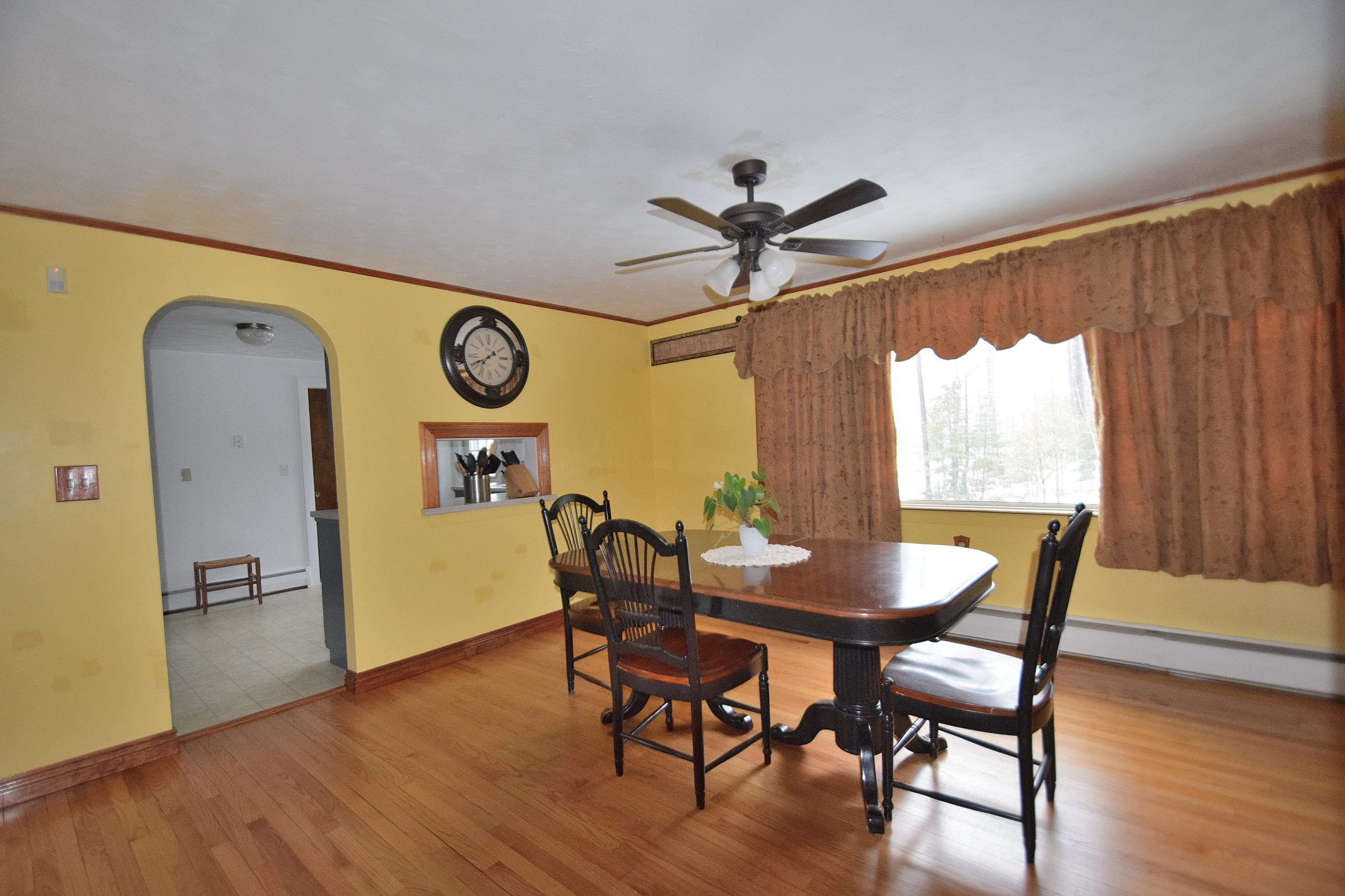 463 Cape Road Standish, ME 04084 - Photo 7 of 33 Dining room