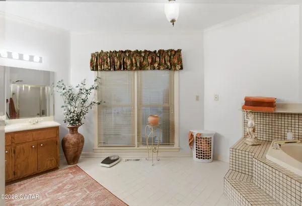 $439,900 | 35 Eaglecrest, Jackson, TN 38305