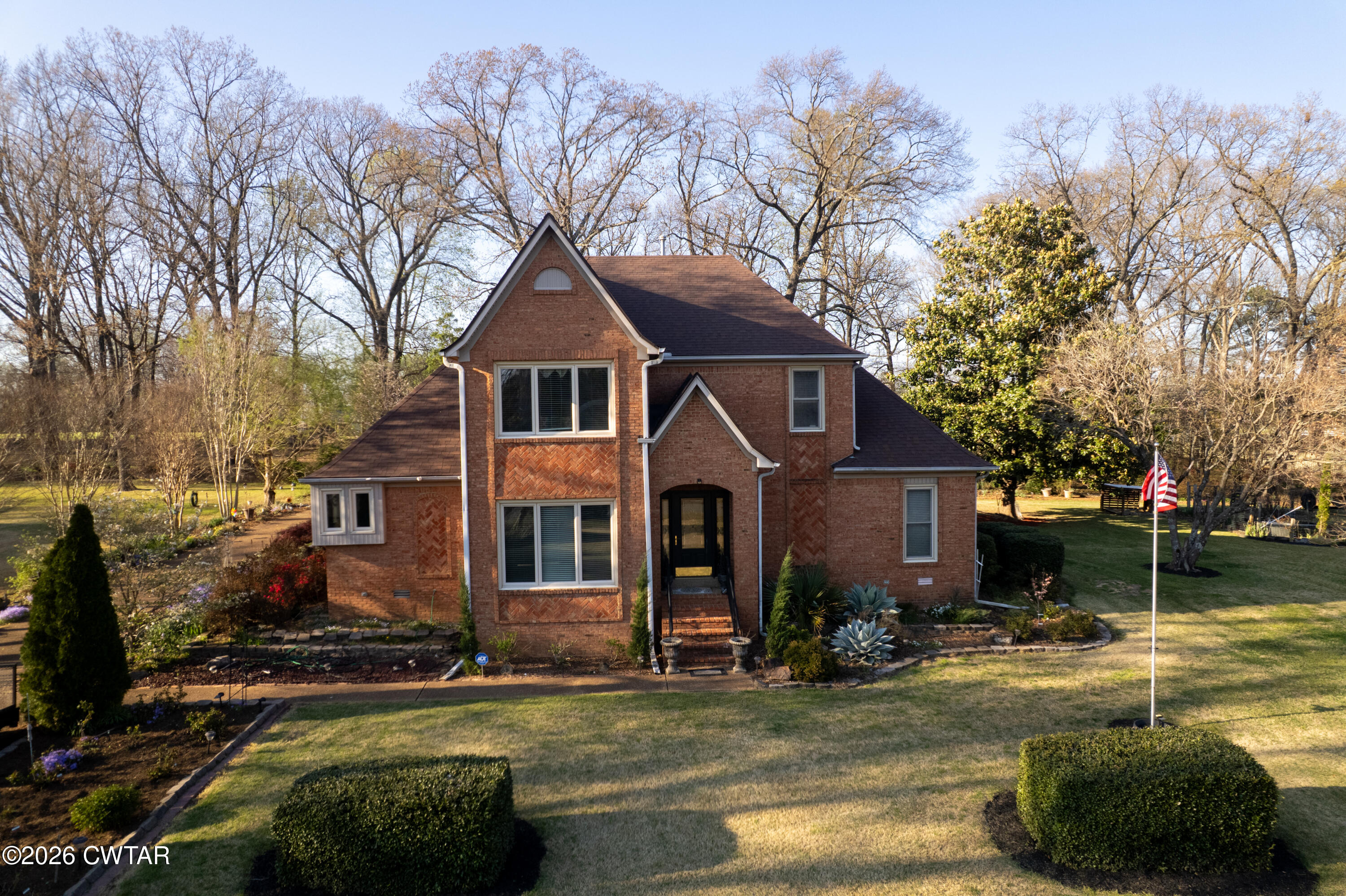 35 Eaglecrest Jackson, TN 38305 - Photo 3 of 41 DJI_0204