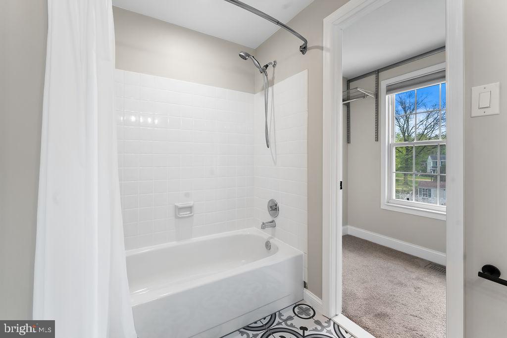 17429 Gallagher Way Olney, MD 20832 - Photo 14 of 30
