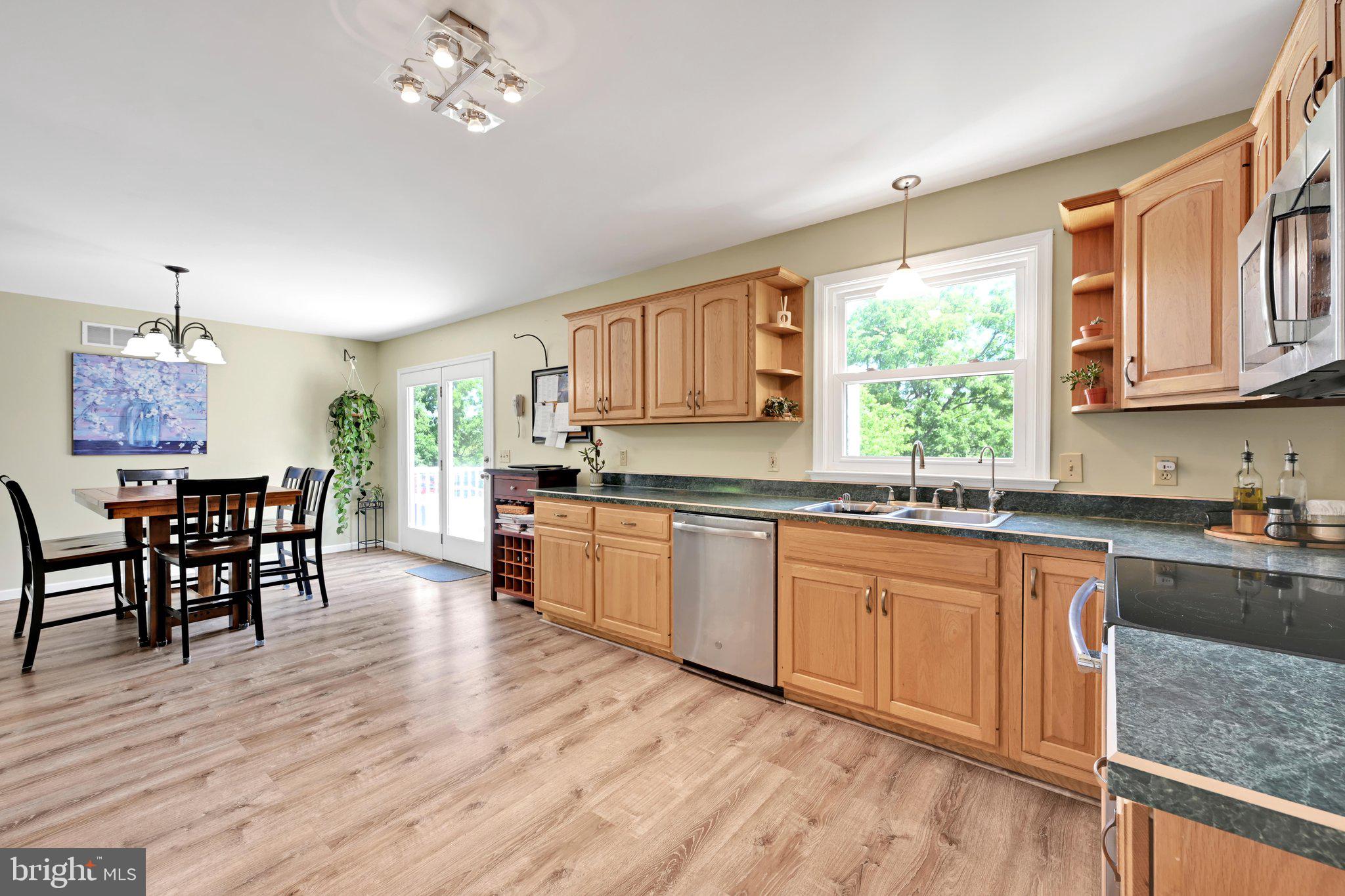 680 New Schaefferstown Road Bernville, PA 19506 - Photo 30 of 71 Kitchen
