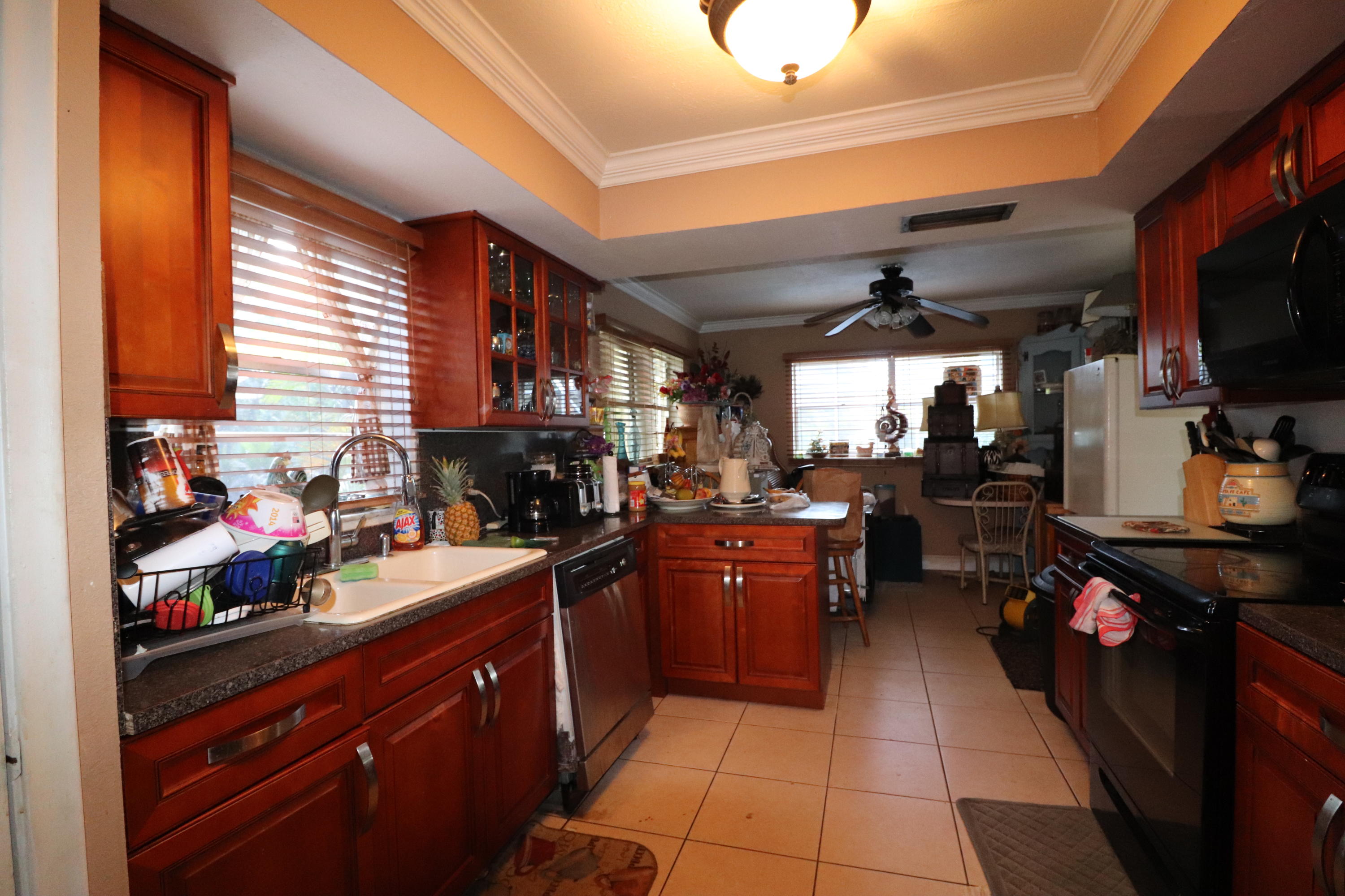 9035 Southwest 9th Street Boca Raton, FL 33433 - Photo 3 of 9 IMG_0526