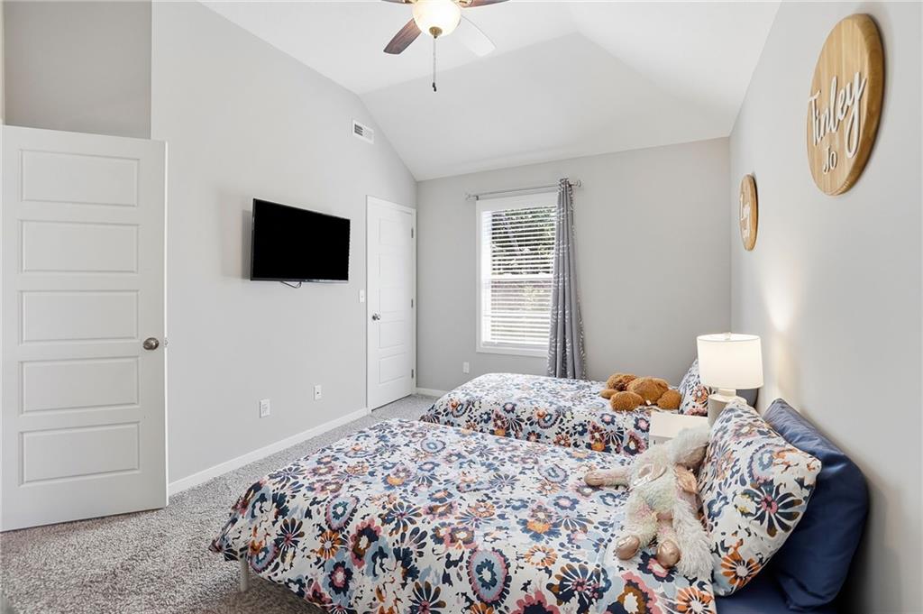 9161 Green Road Lenexa, KS 66227 - Photo 32 of 56
