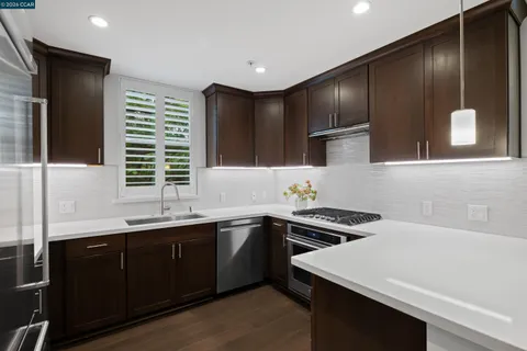 $1,398,000 | 1000 Dewing Avenue, Unit 210, Lafayette, CA 94549