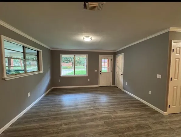 $125,000 | 712 5th Street Northeast, Springhill, LA 71075