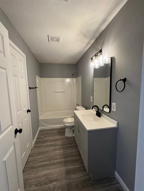 712 5th Street Northeast Springhill, LA 71075 - Photo 5 of 5
