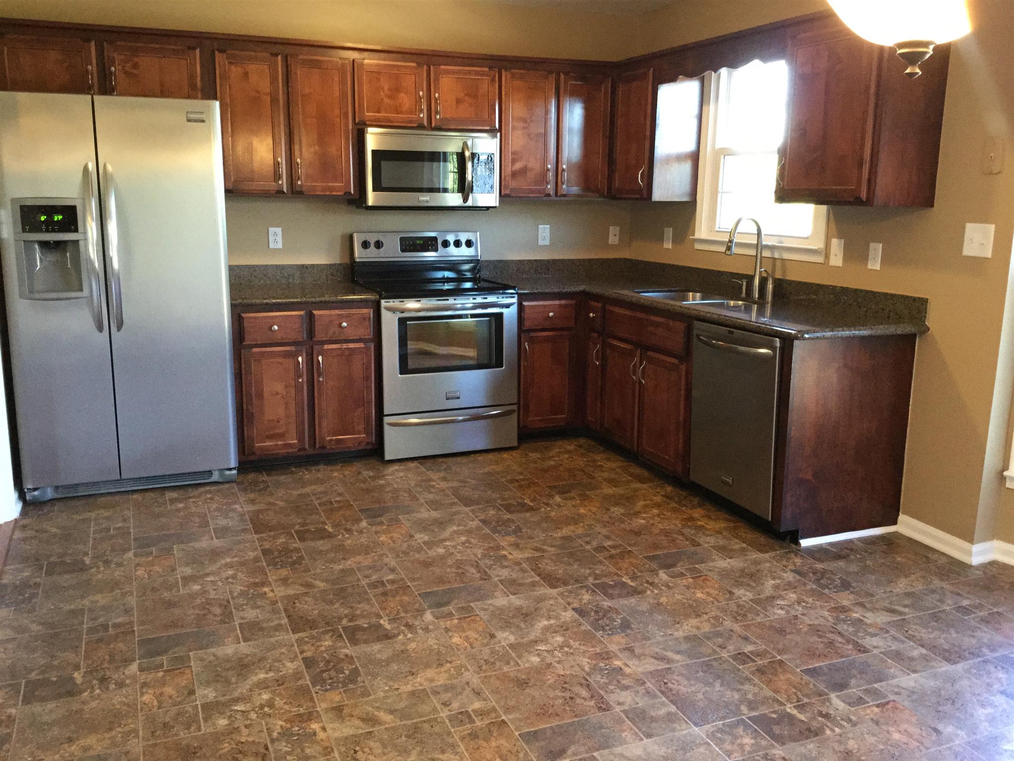 4701 Chester Harris Road Woodlawn, TN 37191 - Photo 3 of 7 Gallery Image 3
