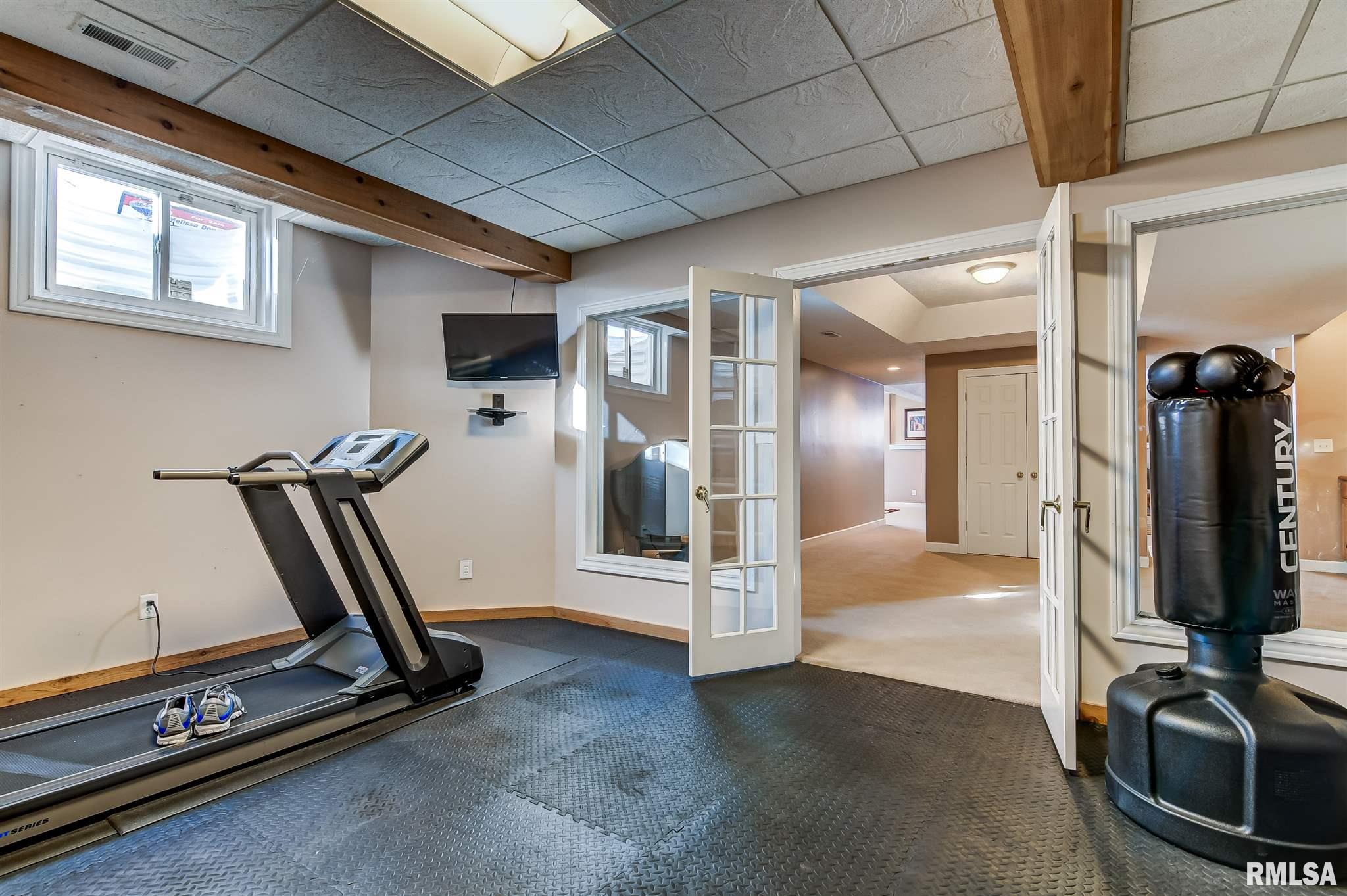 4413 Blackwolf Road Springfield, IL 62711 - Photo 43 of 50 Gallery Image 43