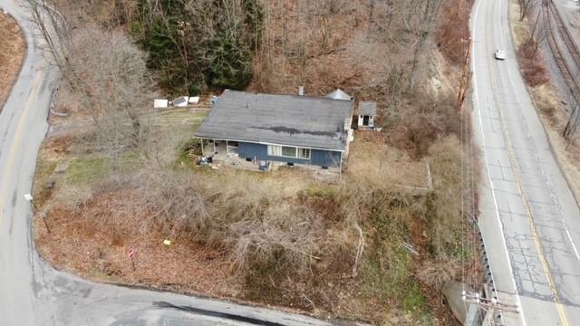 462 Midland Road Midland, PA 15059 - Photo 2 of 13