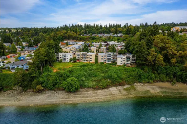 $326,500 | 525 Lebo Boulevard, Unit G1, Bremerton, WA 98310