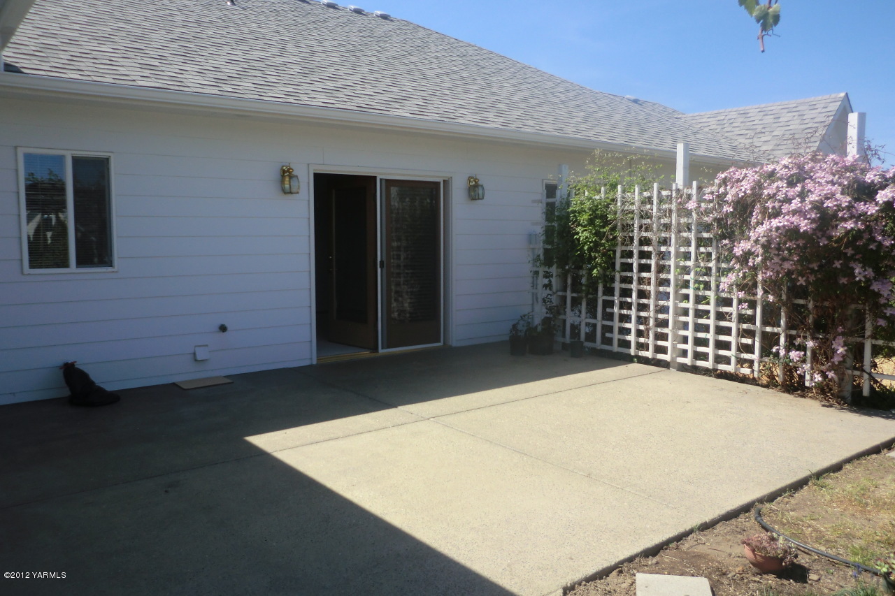 12113 West Barrett Road Yakima, WA 98908 - Photo 16 of 36