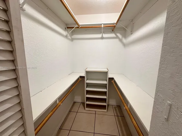 $2,250 | 1380 West 41st Street, Unit 201, Hialeah, FL 33012