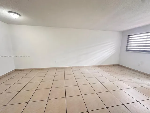 $2,250 | 1380 West 41st Street, Unit 201, Hialeah, FL 33012