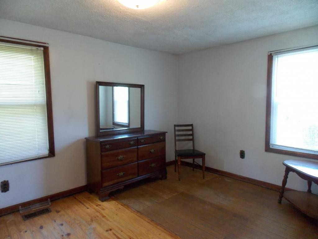 776 Wagner Road Bristol, VA 24201 - Photo 12 of 15 Photo 12