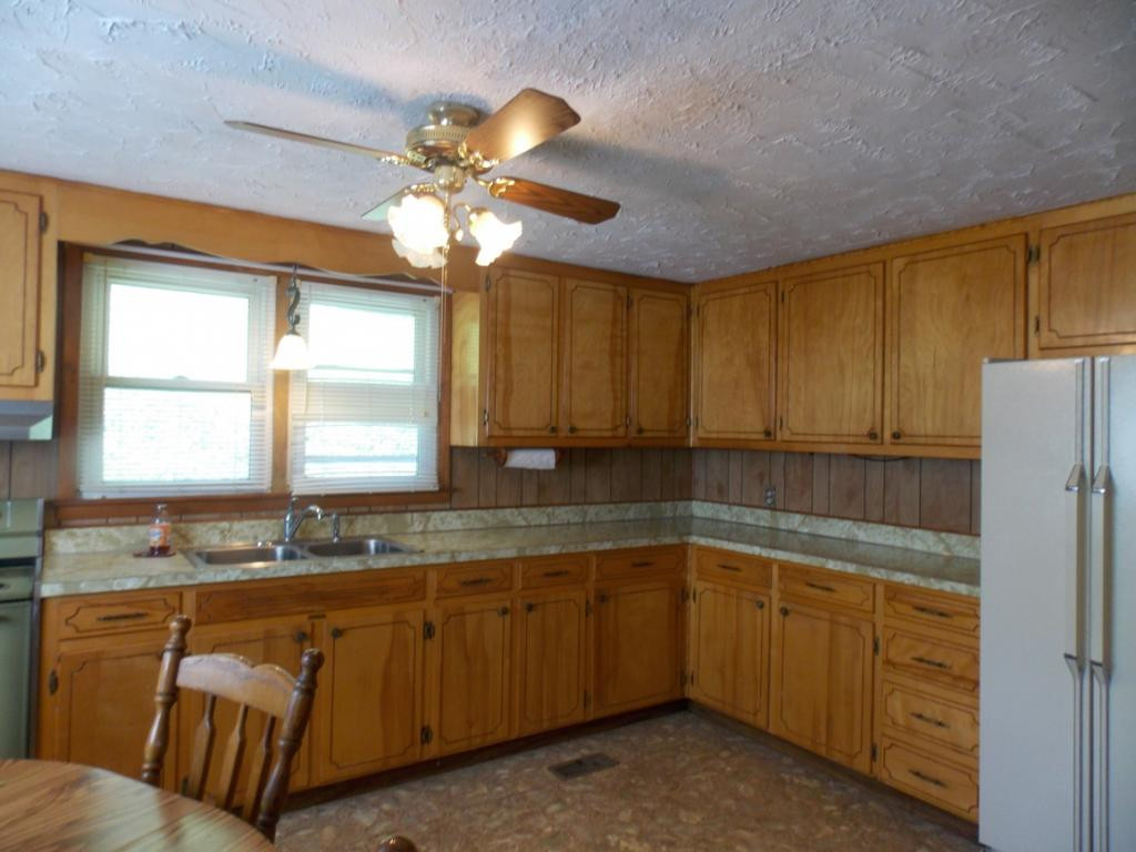 776 Wagner Road Bristol, VA 24201 - Photo 6 of 15 Photo 6