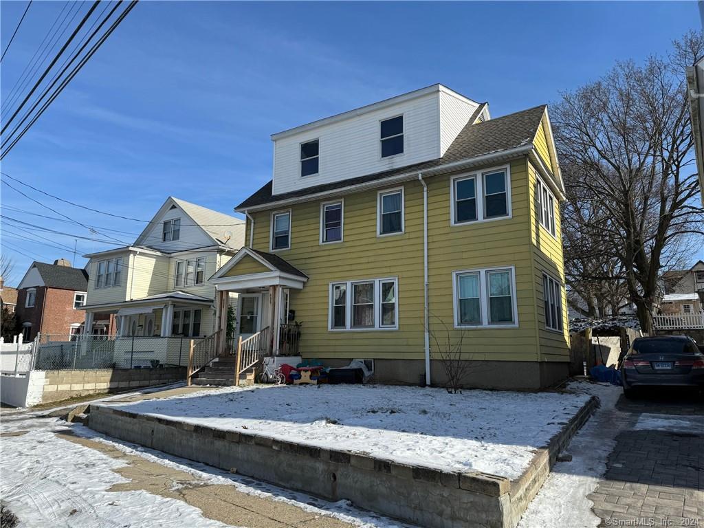 696-698 Huntington Road Bridgeport, CT 06610 - Photo 1 of 1