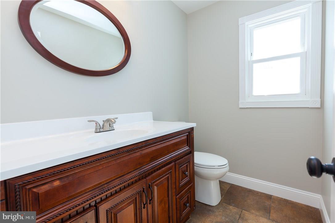 121 Sextant Road Manahawkin, NJ 08050 - Photo 8 of 20
