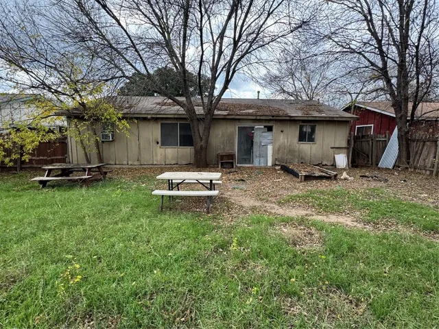 $200,000 | 6127 Wagon Bend, Austin, TX 78744