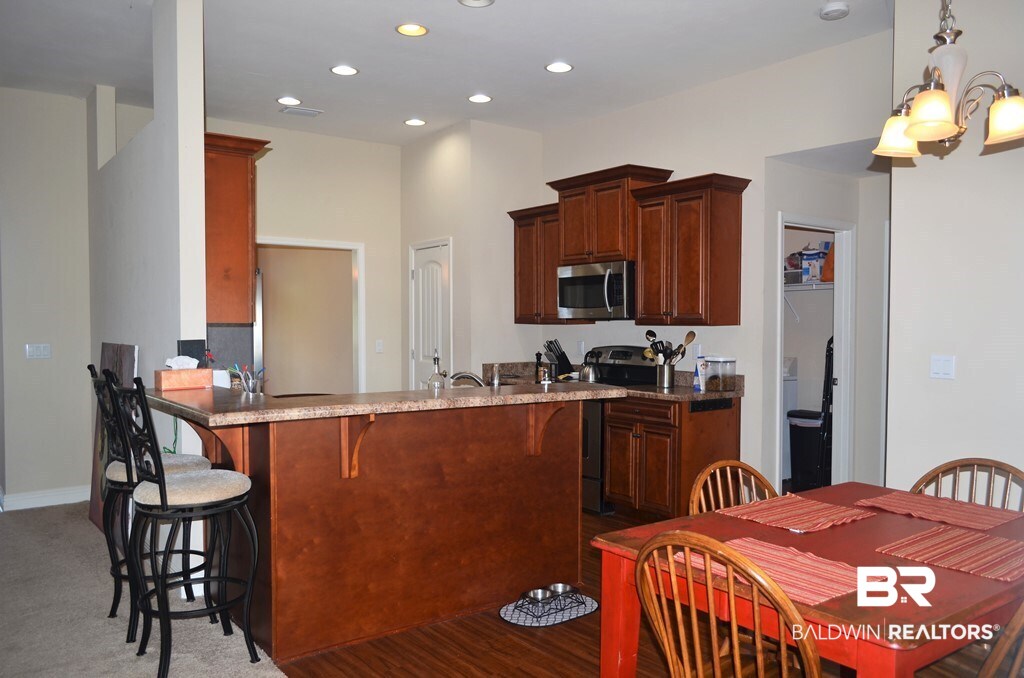 619 Fulton Loop Foley, AL 36535 - Photo 5 of 33 Eat-in Kitchen Area