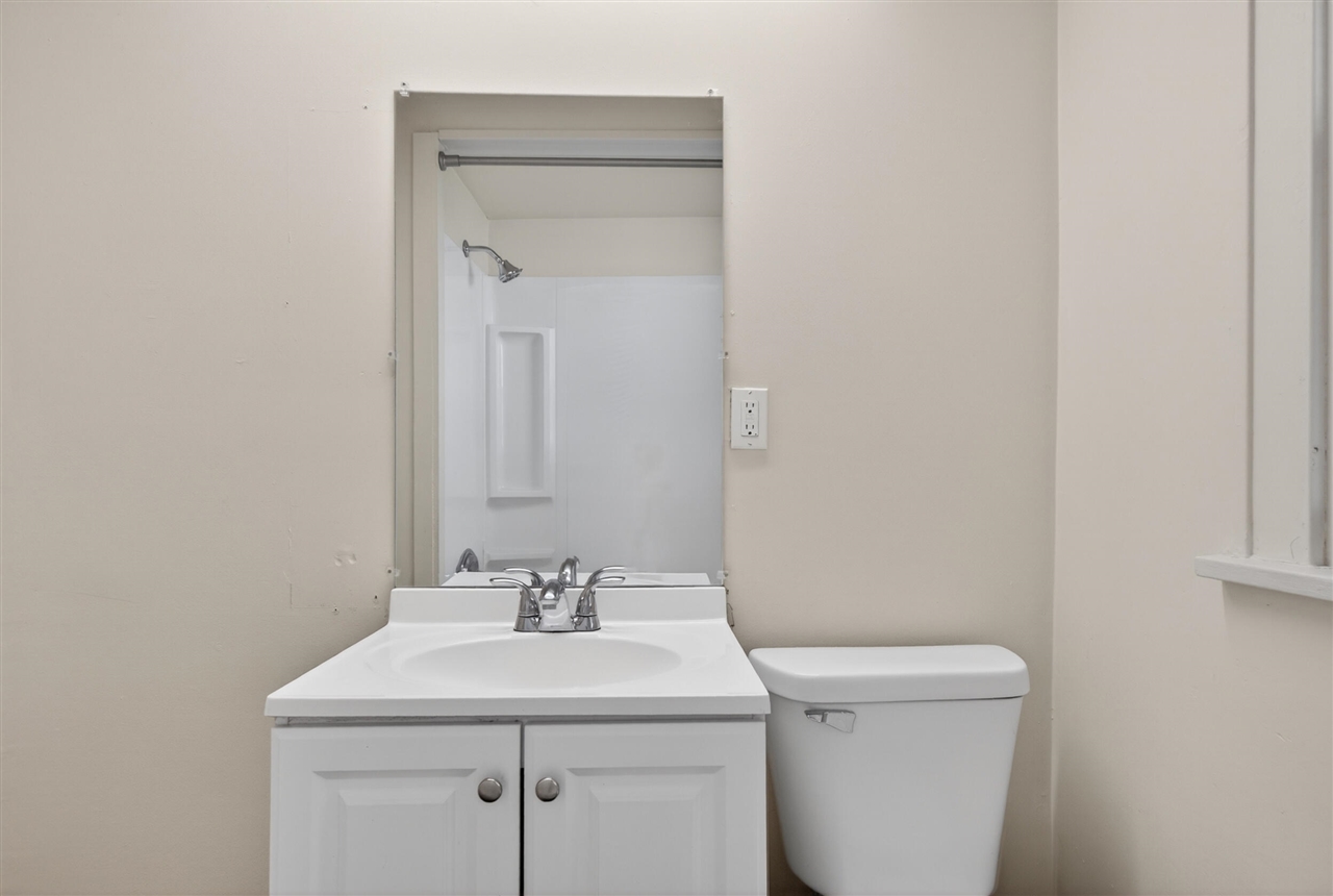 242 West High Street Jackson, MI 49203 - Photo 28 of 41