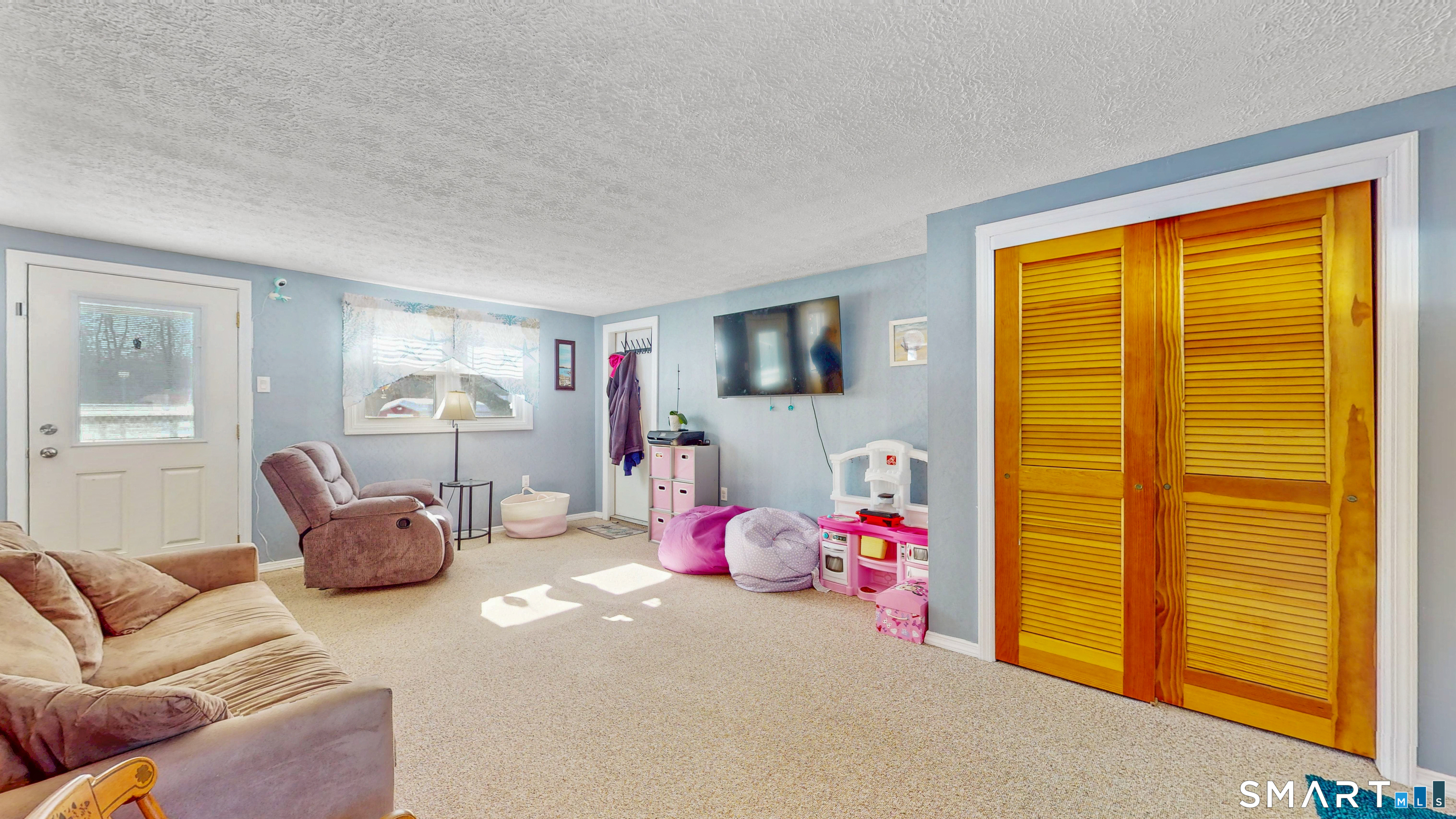 38 Eastgate Lane Enfield, CT 06082 - Photo 13 of 33 a bedroom with furniture and a window