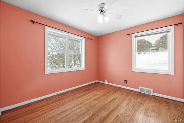 $325,000 | 38 Forest Road, New Hartford, NY 13501