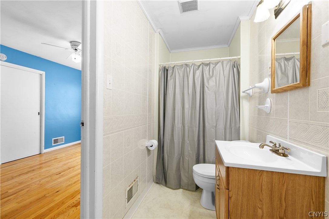 38 Forest Road New Hartford, NY 13501 - Photo 22 of 43