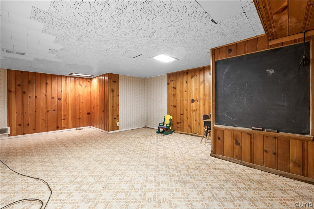 38 Forest Road New Hartford, NY 13501 - Photo 35 of 43