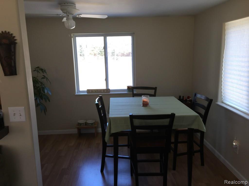 910 Rowland Road Leonard, MI 48367 - Photo 8 of 22