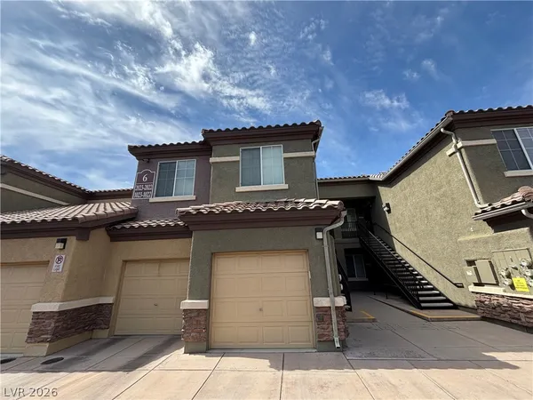 $1,525 | 6868 Sky Pointe Drive, Unit 2022, Las Vegas, NV 89131