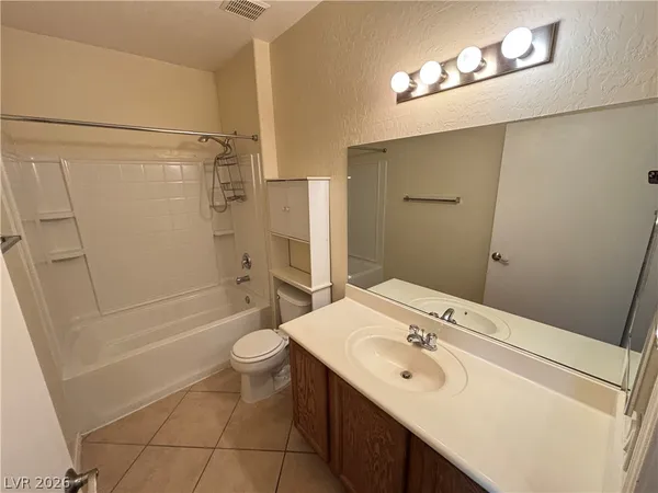 $1,525 | 6868 Sky Pointe Drive, Unit 2022, Las Vegas, NV 89131