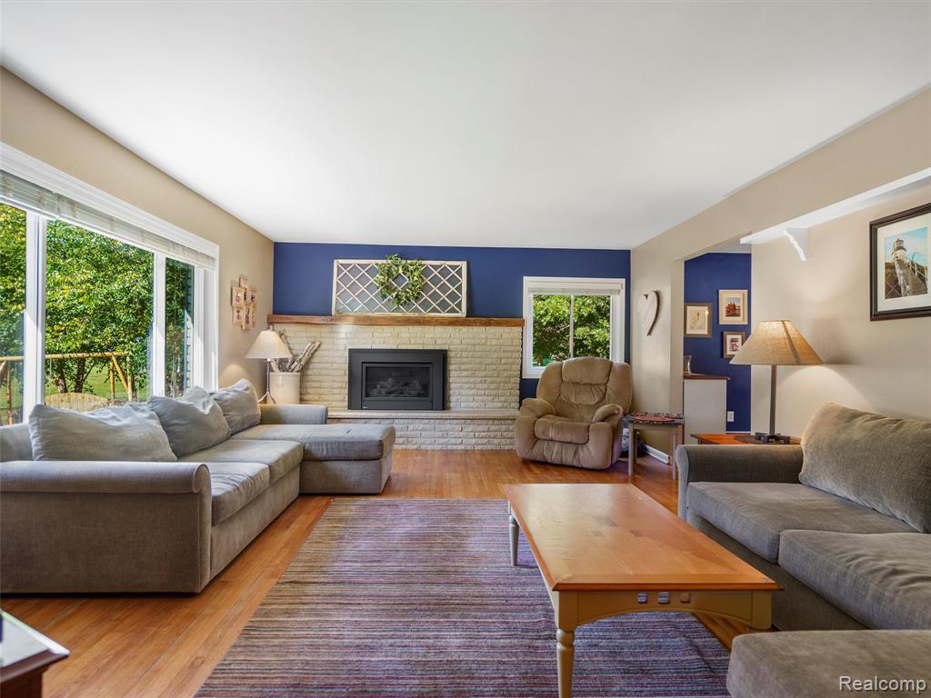 1400 West Predmore Road Oakland, MI 48363 - Photo 2 of 48 Gallery Image 2
