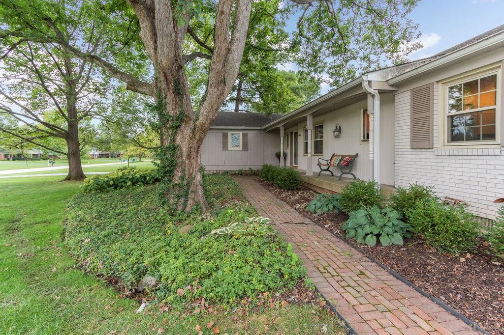 6448 Bramshaw Road Indianapolis, IN 46220 - Photo 3 of 33