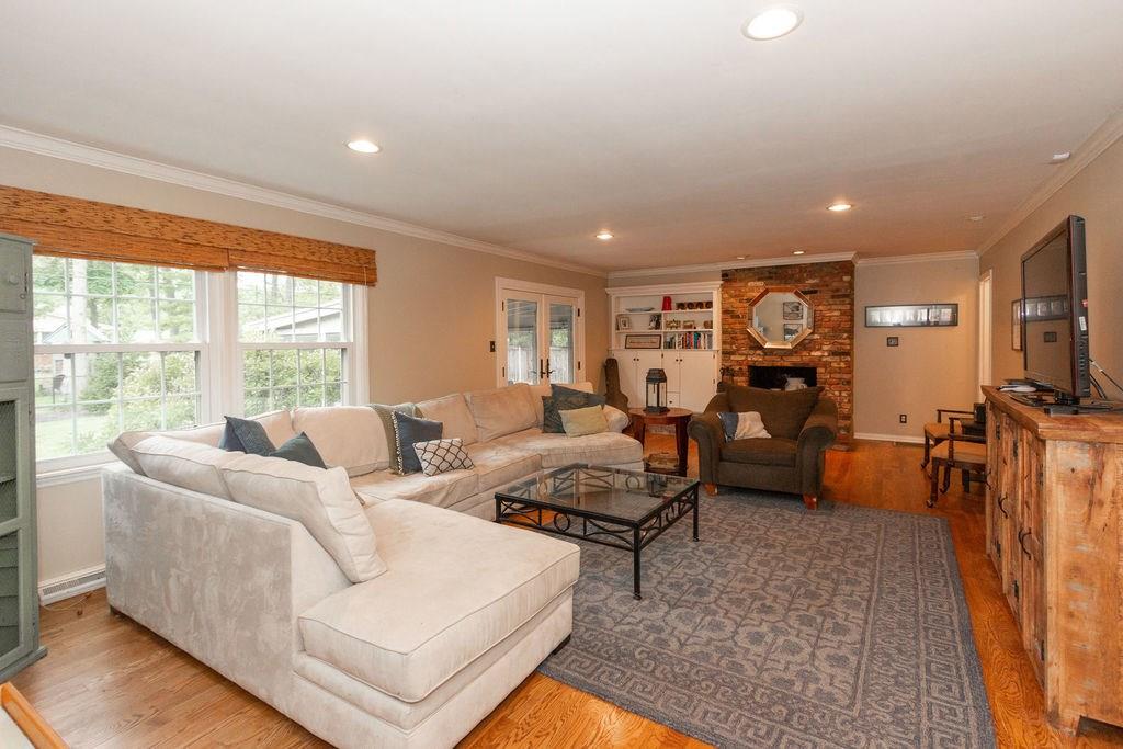 6448 Bramshaw Road Indianapolis, IN 46220 - Photo 5 of 33