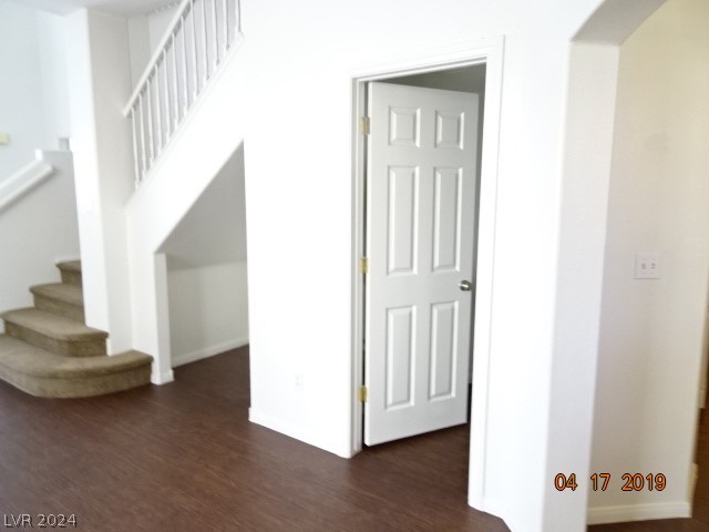 1110 Evening Ridge Street Henderson, NV 89052 - Photo 5 of 54