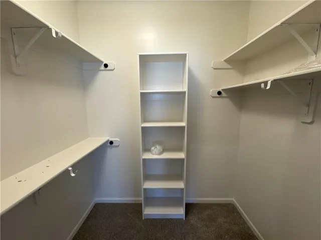 $498,950 | 8580 Northwest 75th Terrace, Parkville, MO 64152