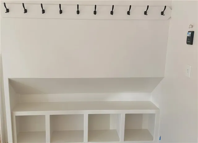 $498,950 | 8580 Northwest 75th Terrace, Parkville, MO 64152