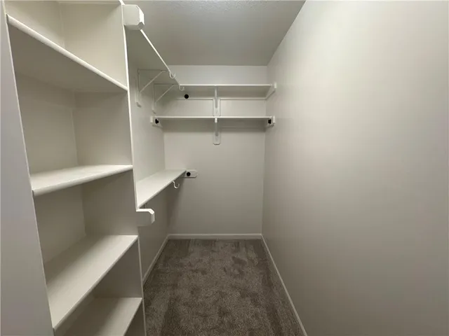 $498,950 | 8580 Northwest 75th Terrace, Parkville, MO 64152