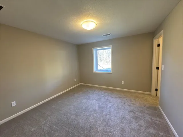 $498,950 | 8580 Northwest 75th Terrace, Parkville, MO 64152