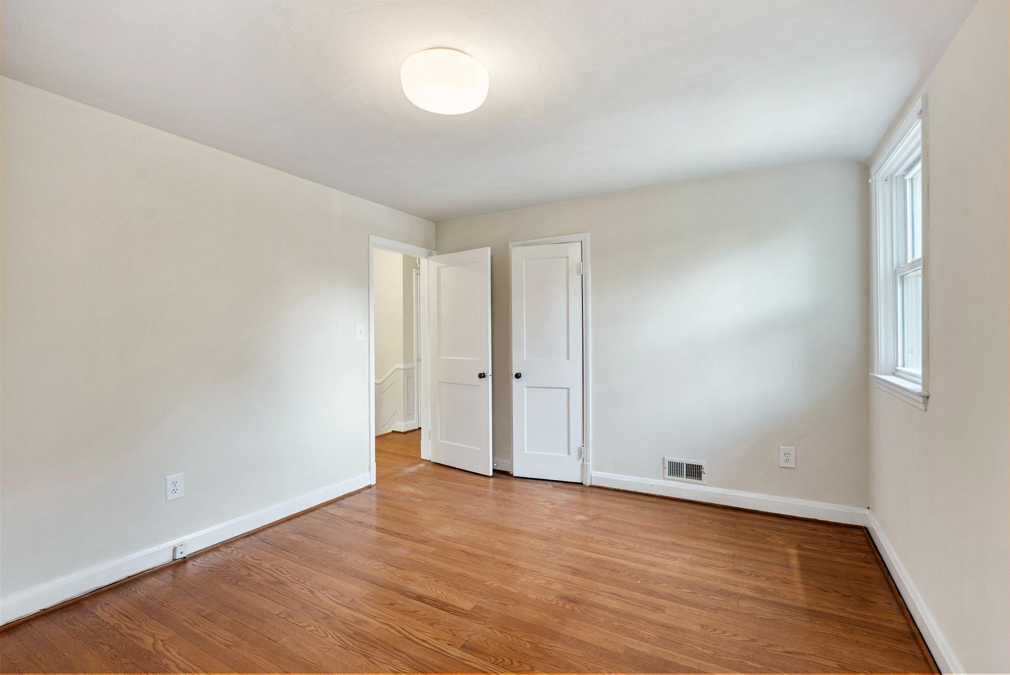 8401 Pleasant Plains Road Baltimore, MD 21286 - Photo 17 of 30 Primary Bedroom