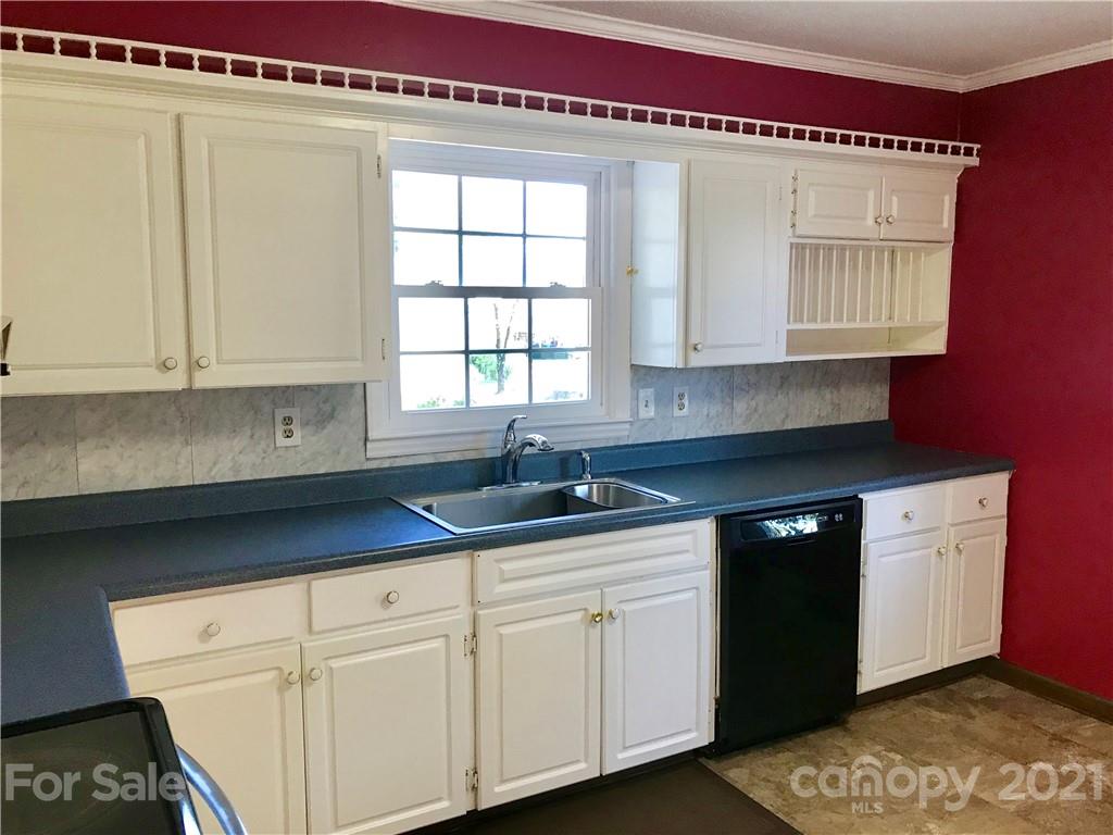 1506 Springsteen Road Rock Hill, SC 29730 - Photo 16 of 34 Gallery Image 16