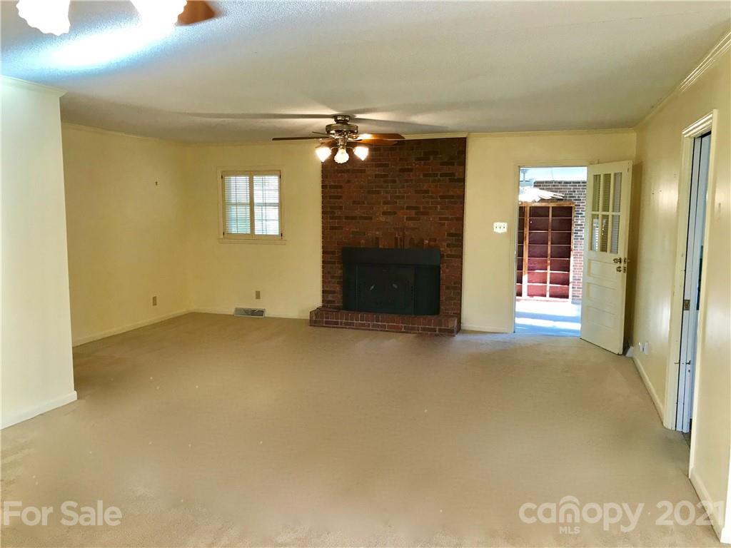 1506 Springsteen Road Rock Hill, SC 29730 - Photo 9 of 34 Gallery Image 9