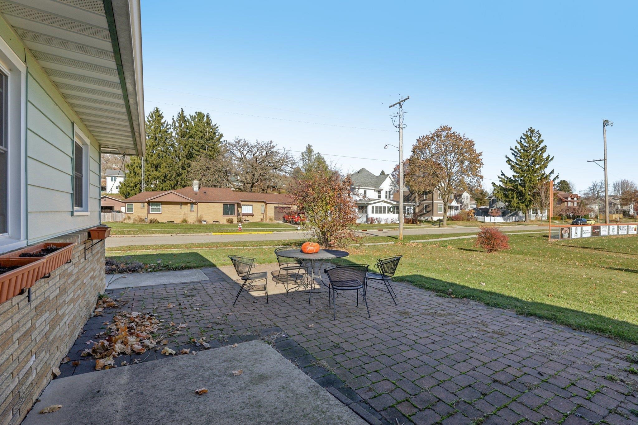 401 3rd Street New Glarus, WI 53574 - Photo 29 of 35