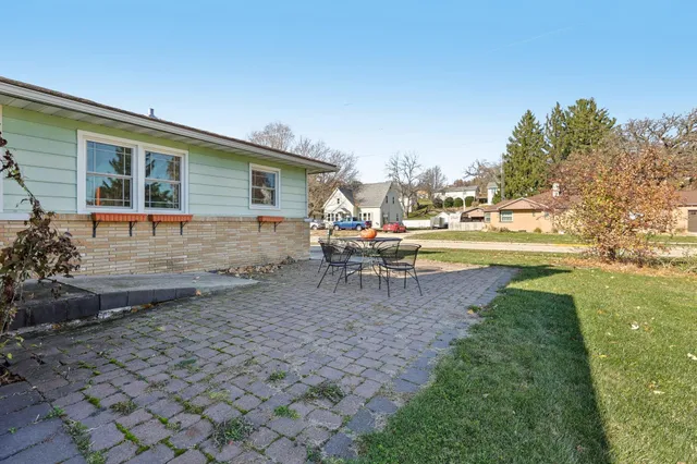 $349,000 | 401 3rd Street, New Glarus, WI 53574