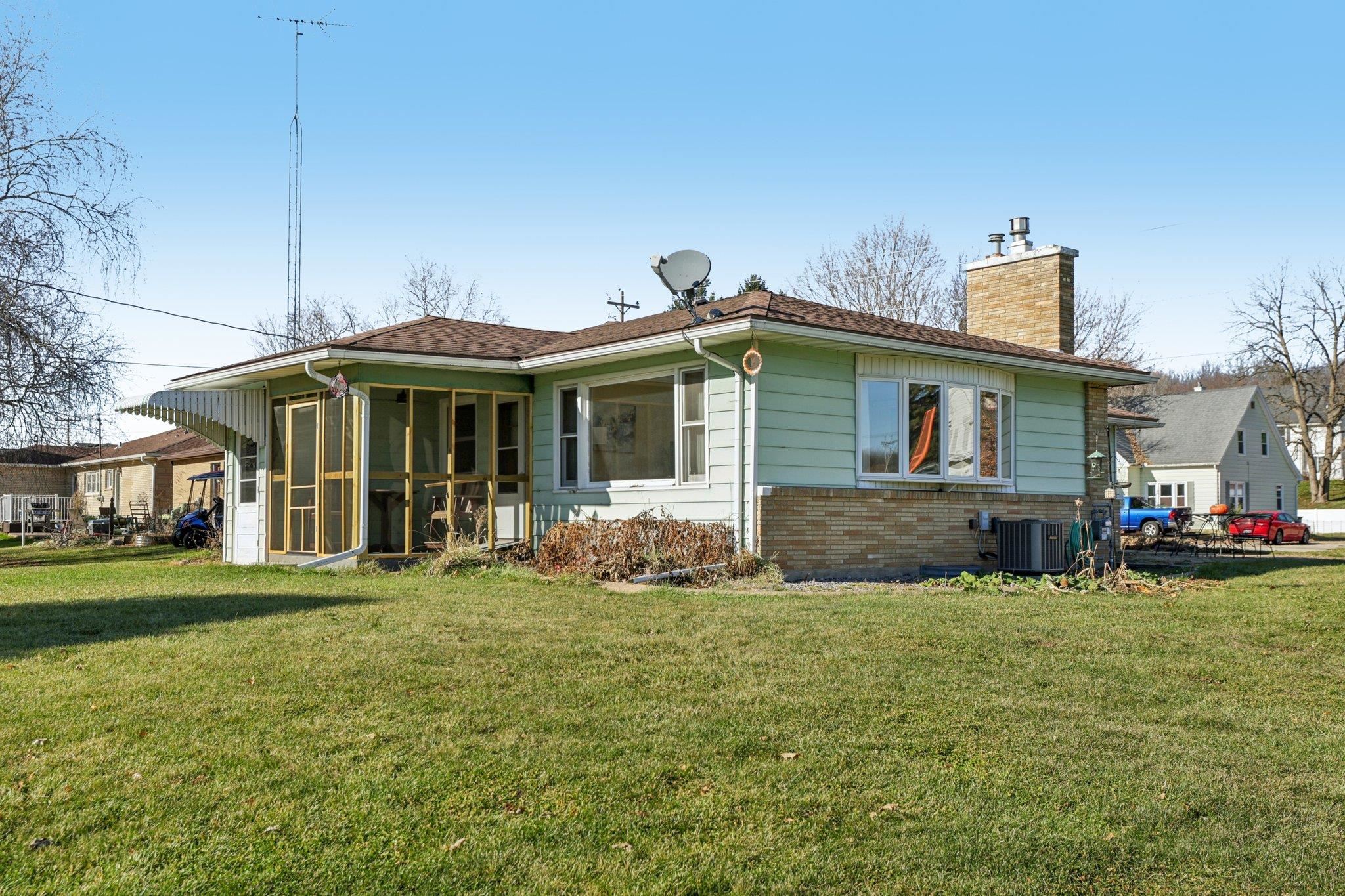 401 3rd Street New Glarus, WI 53574 - Photo 31 of 35