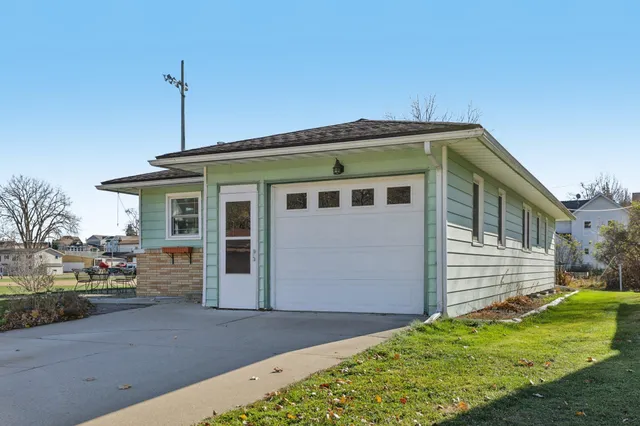 $349,000 | 401 3rd Street, New Glarus, WI 53574