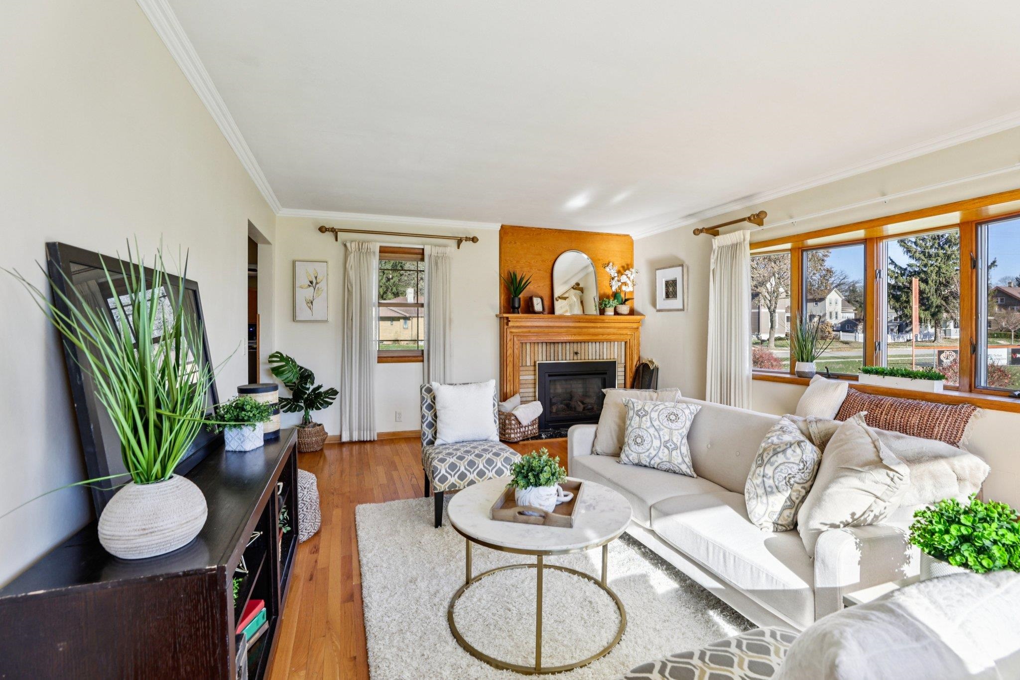 401 3rd Street New Glarus, WI 53574 - Photo 5 of 35