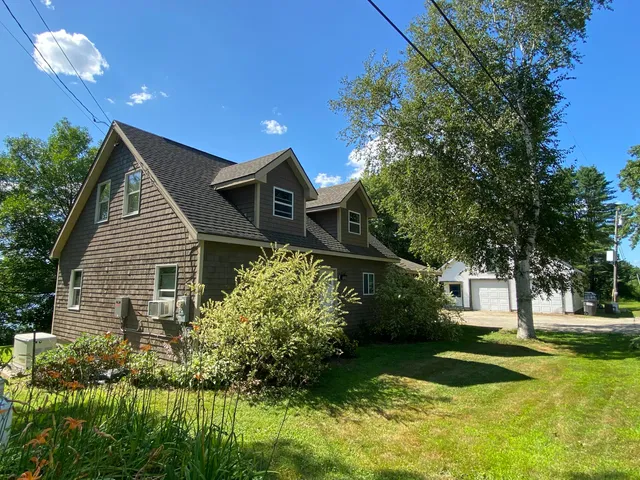 $395,500 | 1690 River Road, Clinton, ME 04927