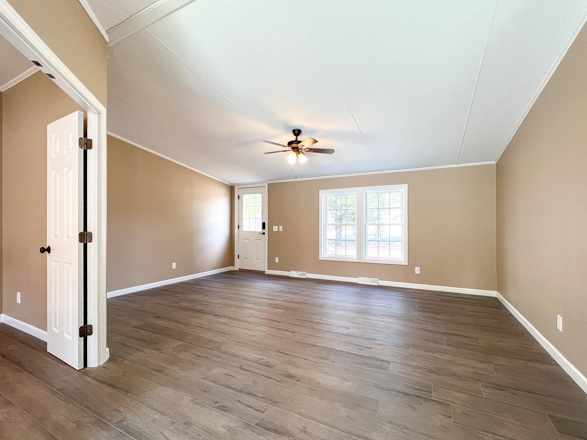 708 Lamkin Street Highgate, VT 05459 - Photo 8 of 27 Gallery Image 8